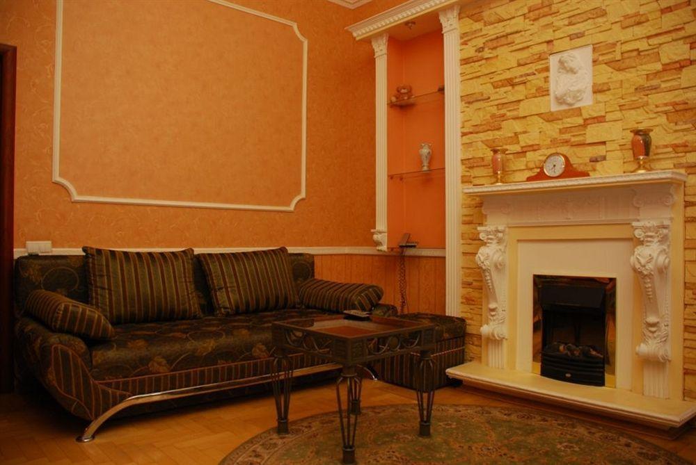 Hotel Pecherskie Lipki Kiew Exterior foto